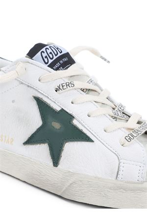 Sneakers Super Star in pelle bianca e verde GOLDEN GOOSE | GMF00101F00811310502